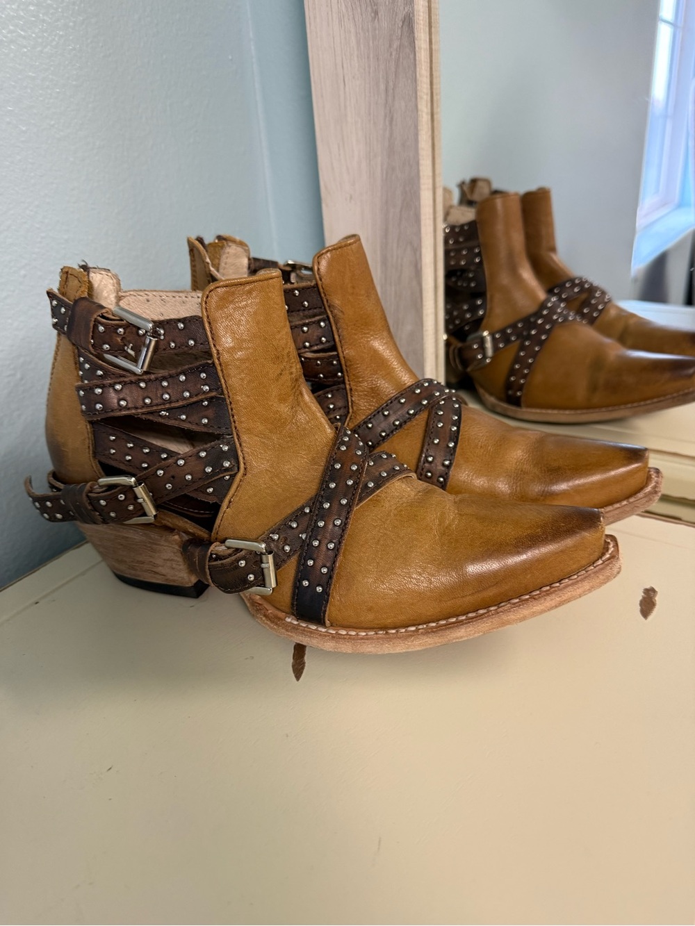 Freebird by Steven Wasp Studded Leather Harness Ankle Boots Size 6